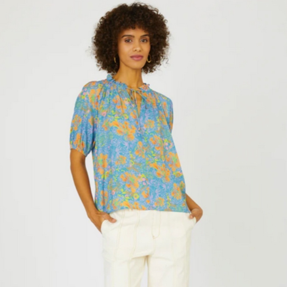 Current Air Split neck top, Med  CB2301 - Picture 2 of 3